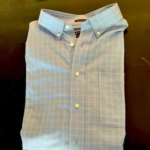Neiman Marcus Men’s Dress Shirt